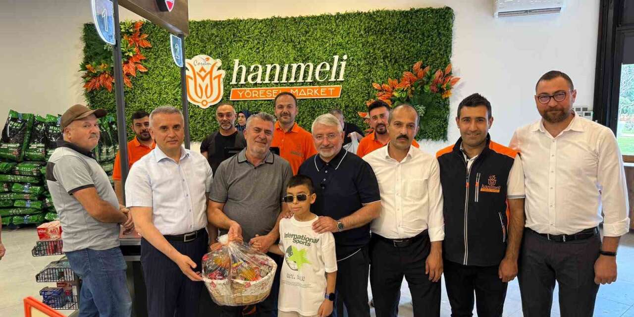 hanimeli-yoresel-market’in-bininci-musterisine-surpriz-hediye
