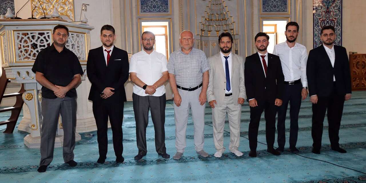 buyuk-yarisin-kazananlari-belli-oldu!-hutbe-ve-ezan-birincileri-sasirtmadi