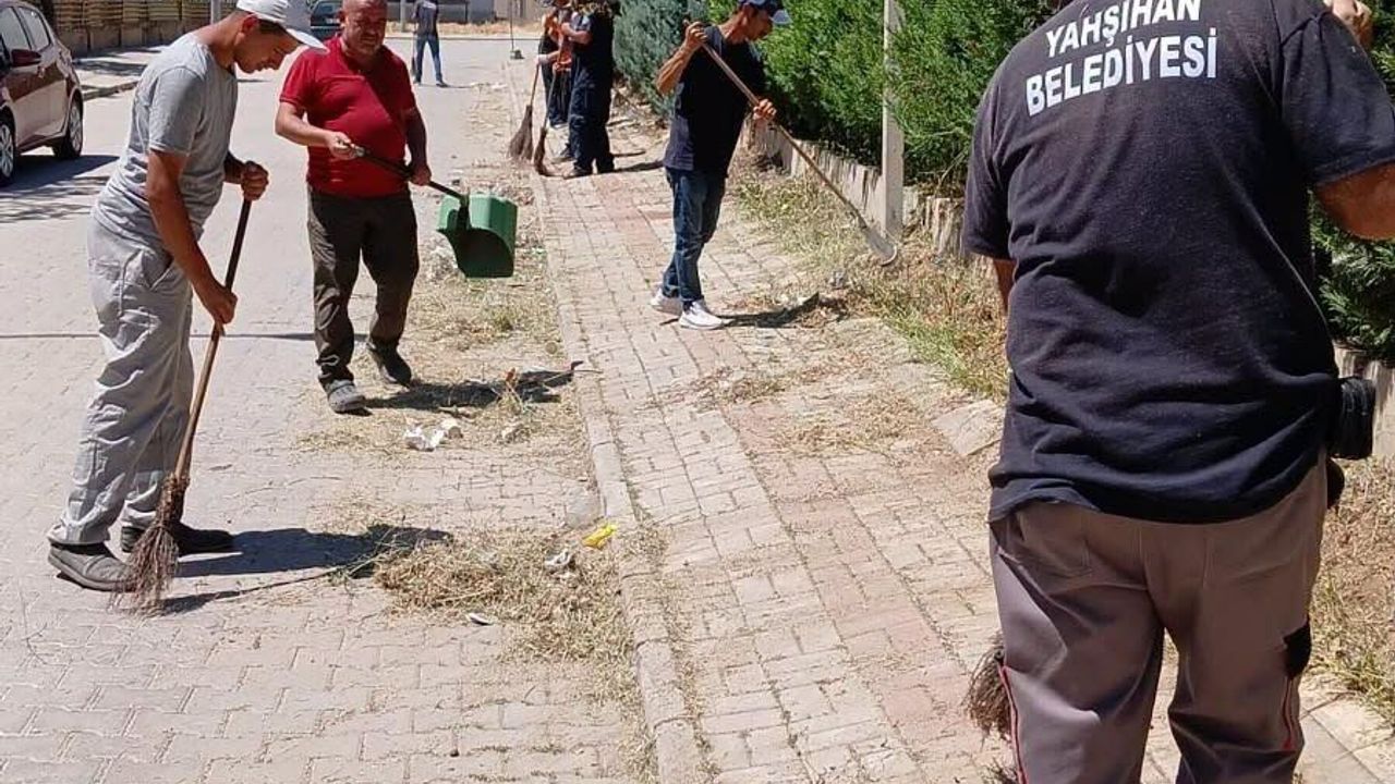 yahsihan’da-temizlik-calismalari-araliksiz-devam-ediyor