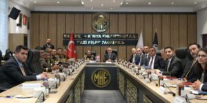 Bangladeş ordusunun zirvesi MKE’de: Gazi fişek fabrikasına üst düzey ziyaret