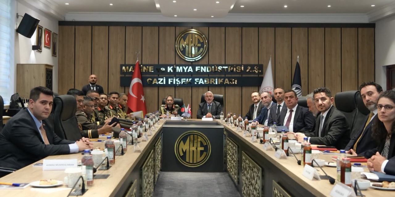banglades-ordusunun-zirvesi-mke’de:-gazi-fisek-fabrikasina-ust-duzey-ziyaret