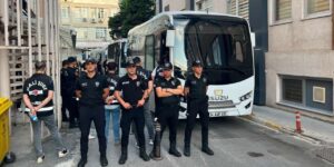 Gözaltına alınan şüpheliler sağlın kontrolünden geçirildi