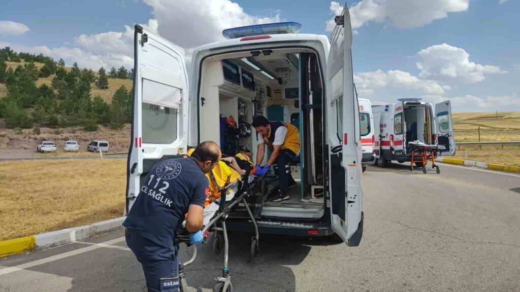 feci-kaza:-1’i-agir-8-yarali