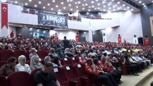Orman yangınında şehit olan 10 kişi anıldı