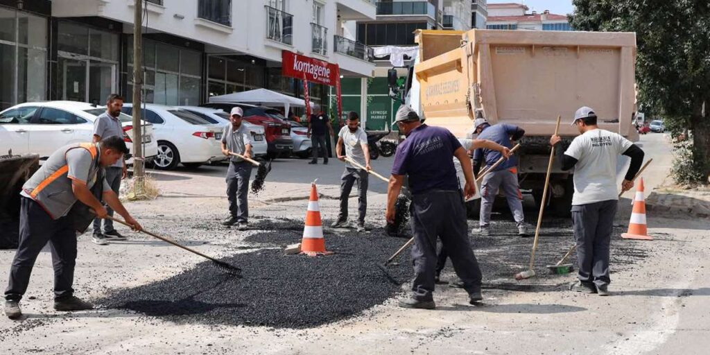 kirikkale-belediyesi-sahada-vites-buyuttu:-kent-genelinde-ulasim-ve-altyapiya-konfor-dokunusu!