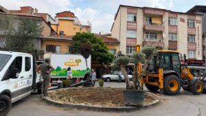 Kırıkkale’de Kavşaklar ve Yeşil Alanlar Güzelleşiyor