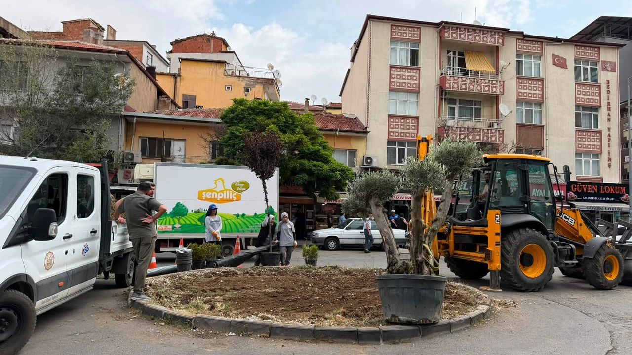 kirikkale’de-kavsaklar-ve-yesil-alanlar-guzellesiyor