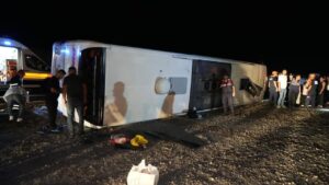 Kars Yolcu Otobüsü Kırıkkale’de devrildi