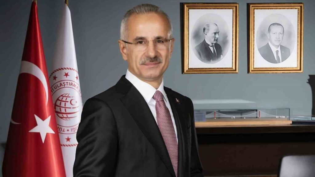 bakan-uraloglu:-kalkinma-yolu-projesi’nde-bu-yil-ilk-tasin-konulmasi-hedefleniyor