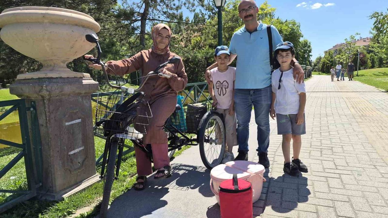 2-minik-simitci-ilgi-odagi-oldu