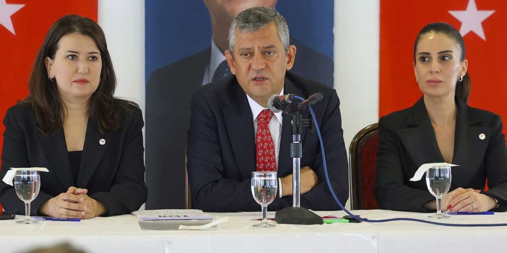 chp’de-istifa-depremi!-39-yonetici-ve-ilce-baskanlari-istifa-etti