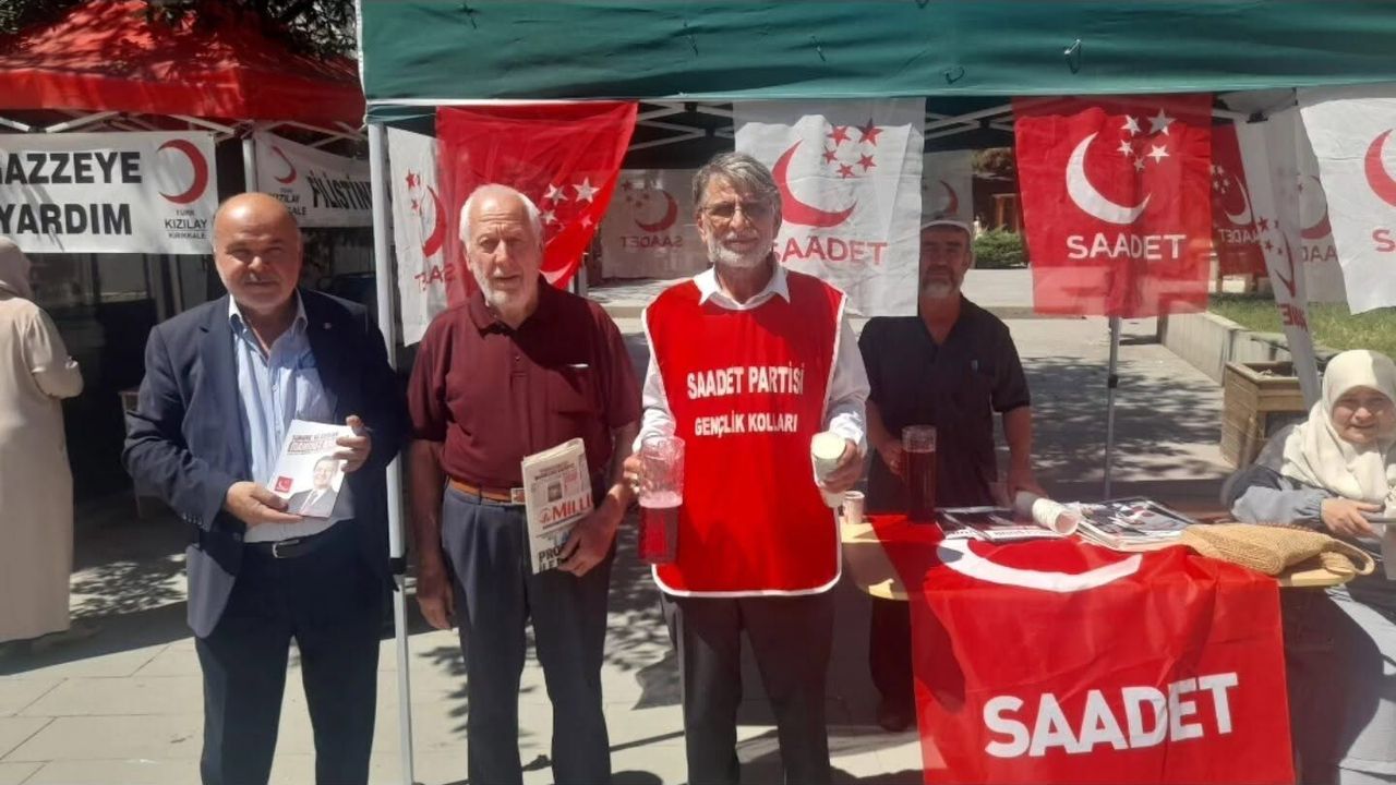 saadet-partisi-uye-standi-vatandaslarla-bulustu