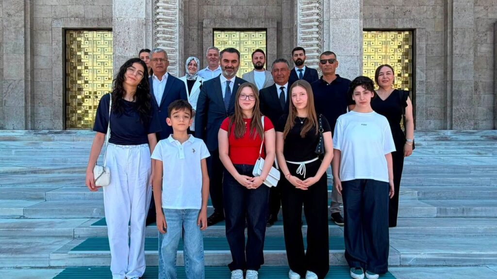 lgs-turkiye-birincileri-gazi-meclis’te-agirlandi