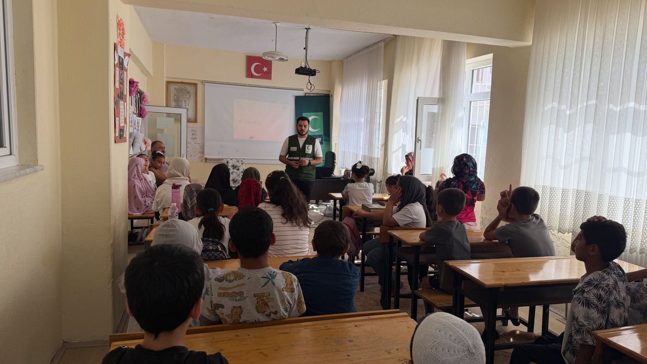 mirac-camii-kur’an-kursu’nda-yesilay-bulusmasi