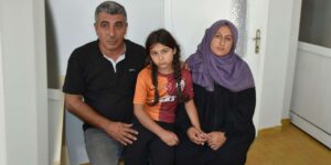 Hidrosefali hastası 9 yaşındaki Zeynep için aile yardım bekliyor