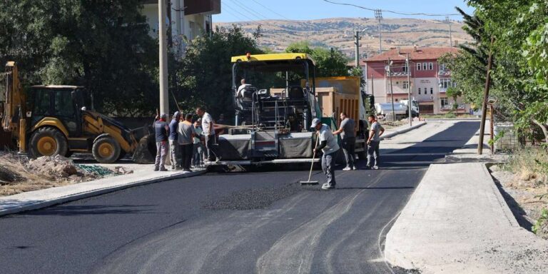 Kırıkkale’de yol seferberliği! Sırada Yuva Mahallesi var
