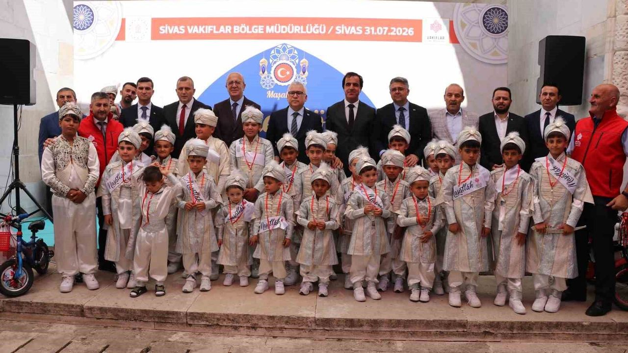 cocuklar-5-asirlik-vakif-gelenegiyle-sunnet-soleninde-bulustu