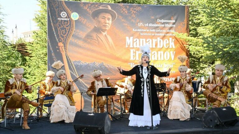 Bozkırın eşsiz sesi Manarbek Ankara’da anıldı